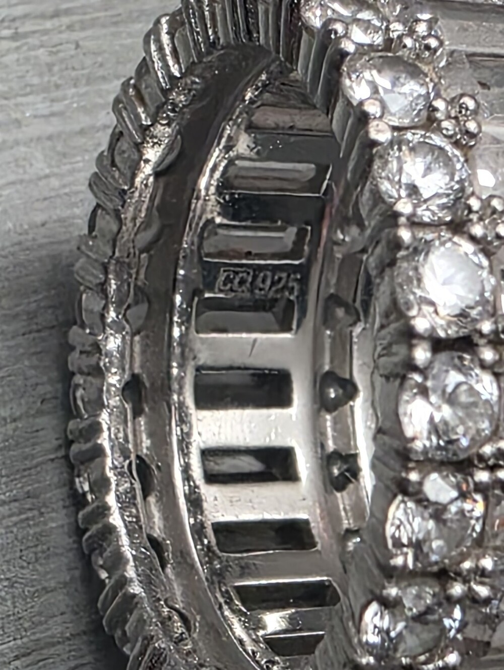 Eternity Band - Women Jewelry - Picture 2 of 4